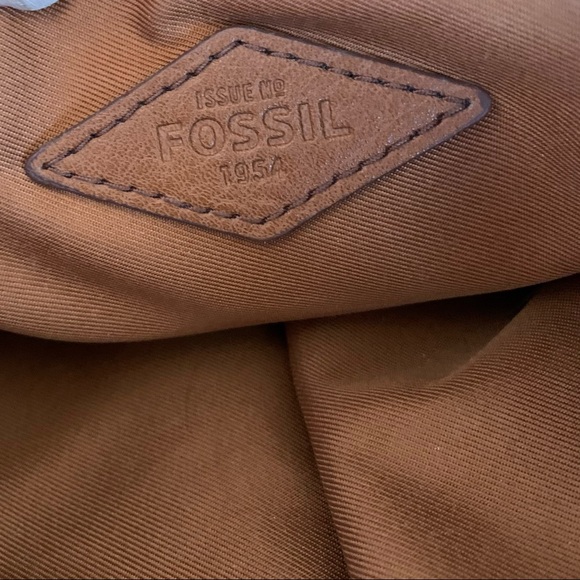 Fossil Kinley Blue Print Crossbody Purse - Picture 8 of 11